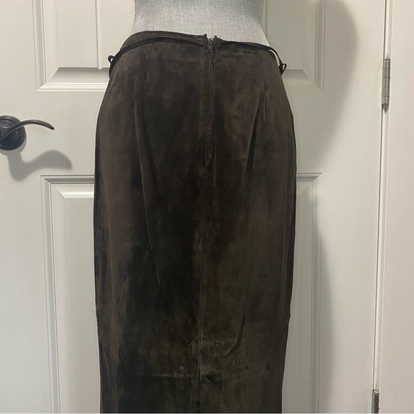 Long leather skirt - Picture 9 of 11